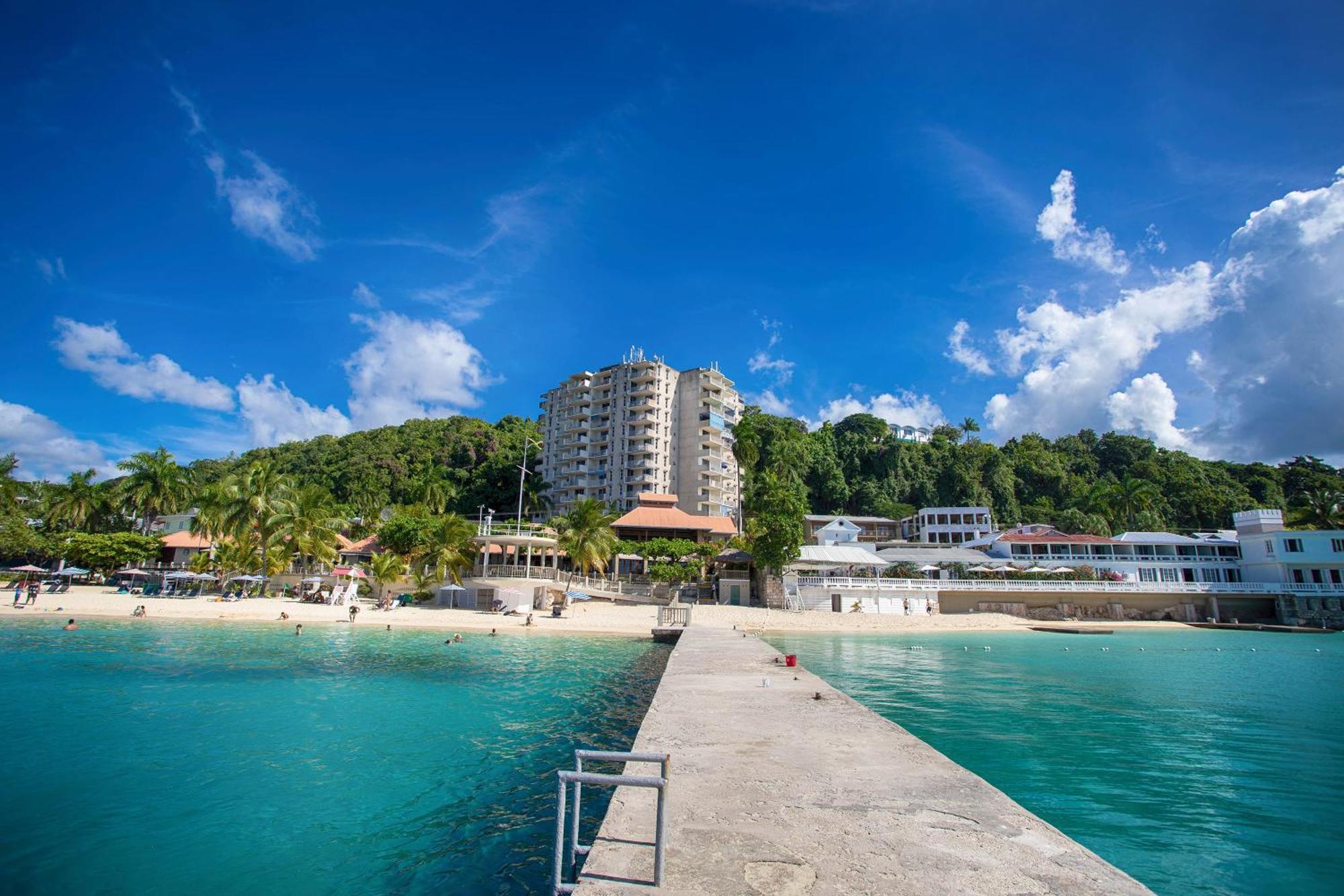 Montego Bay Club Apartments Eksteriør bilde