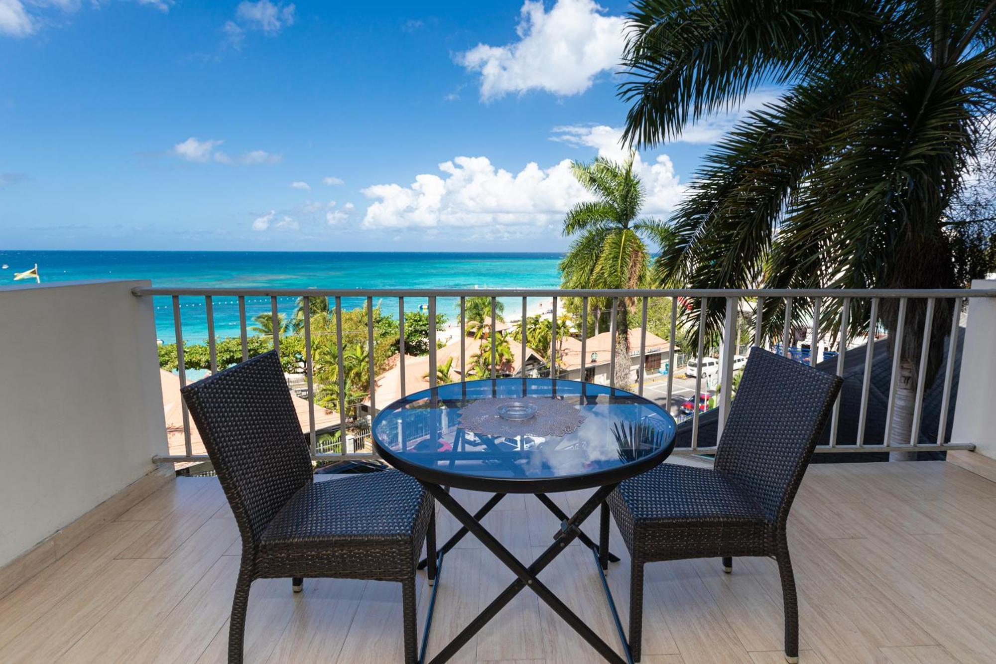 Montego Bay Club Apartments Eksteriør bilde