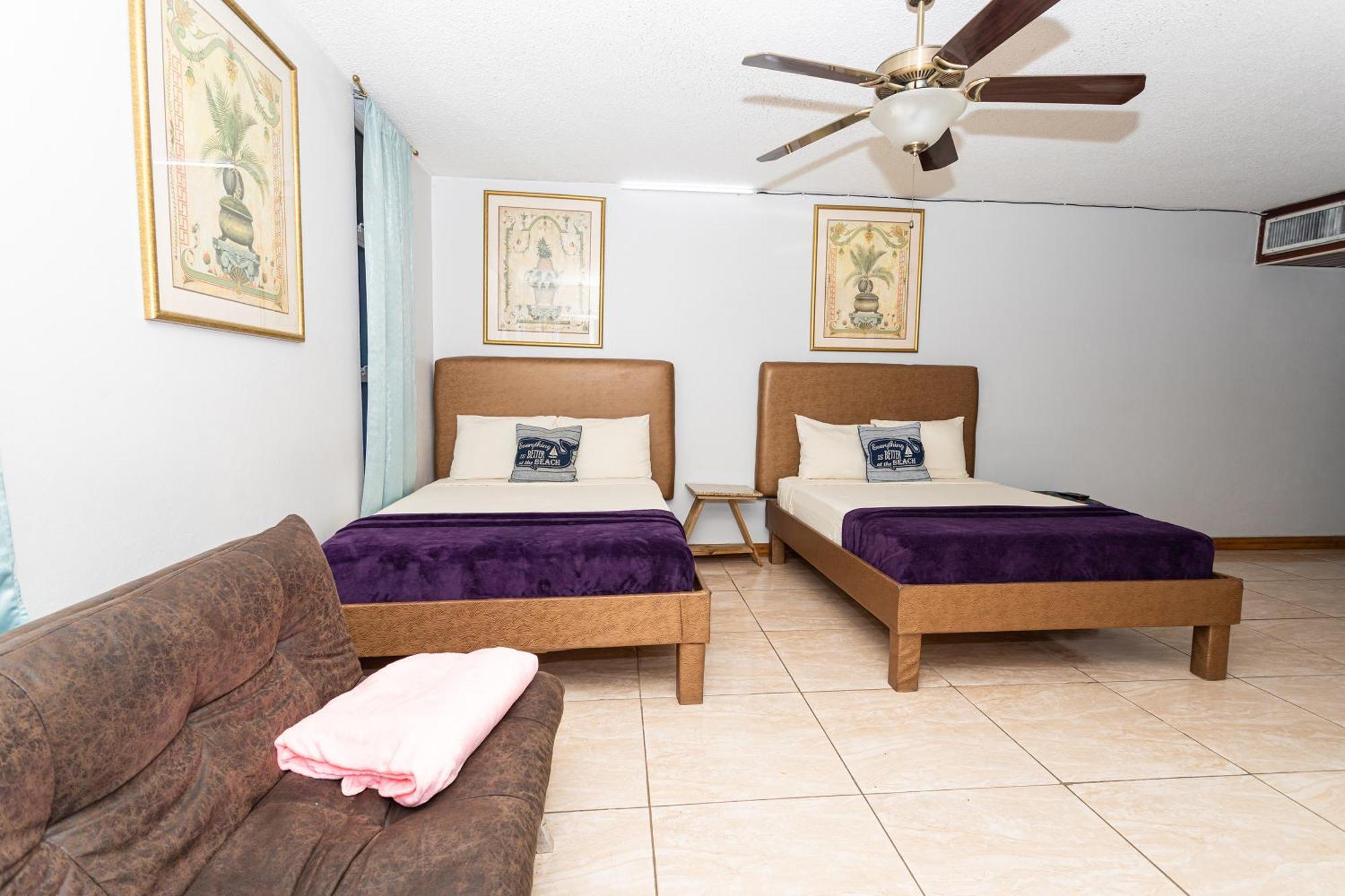 Montego Bay Club Apartments Eksteriør bilde