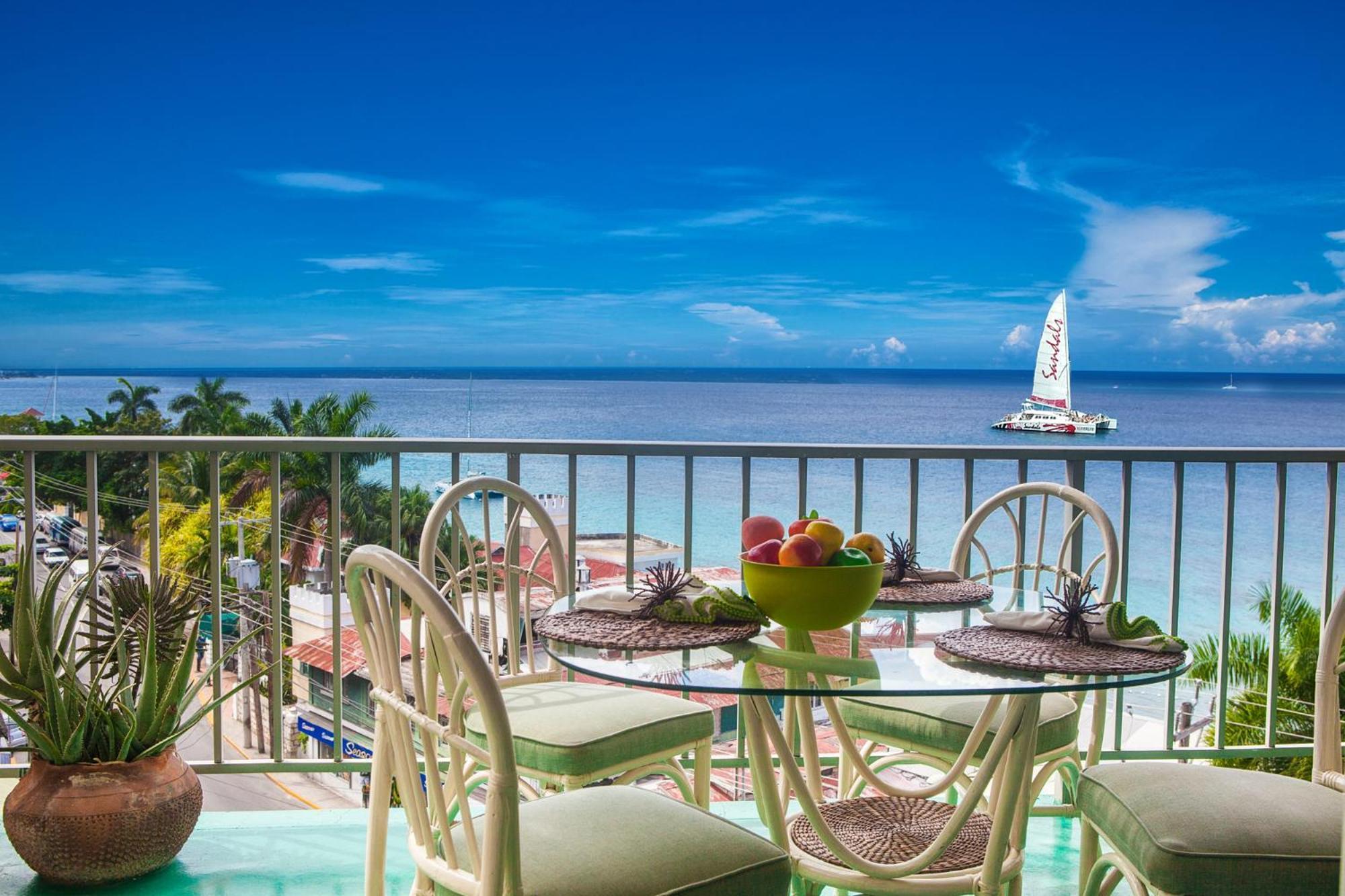 Montego Bay Club Apartments Eksteriør bilde